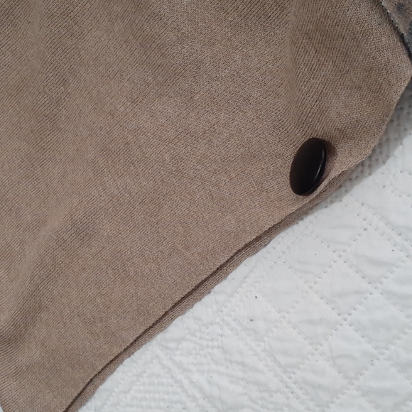 Joseph A print Shawl - Picture 3 of 7